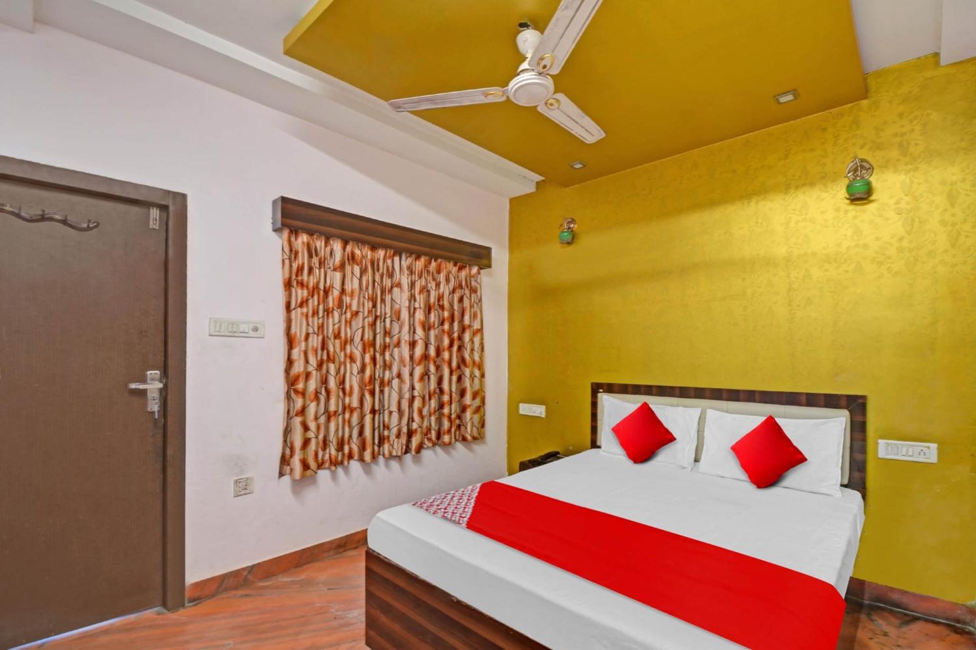 Hotel O Shree Balaji Hotel & Restaurant Bedla エクステリア 写真
