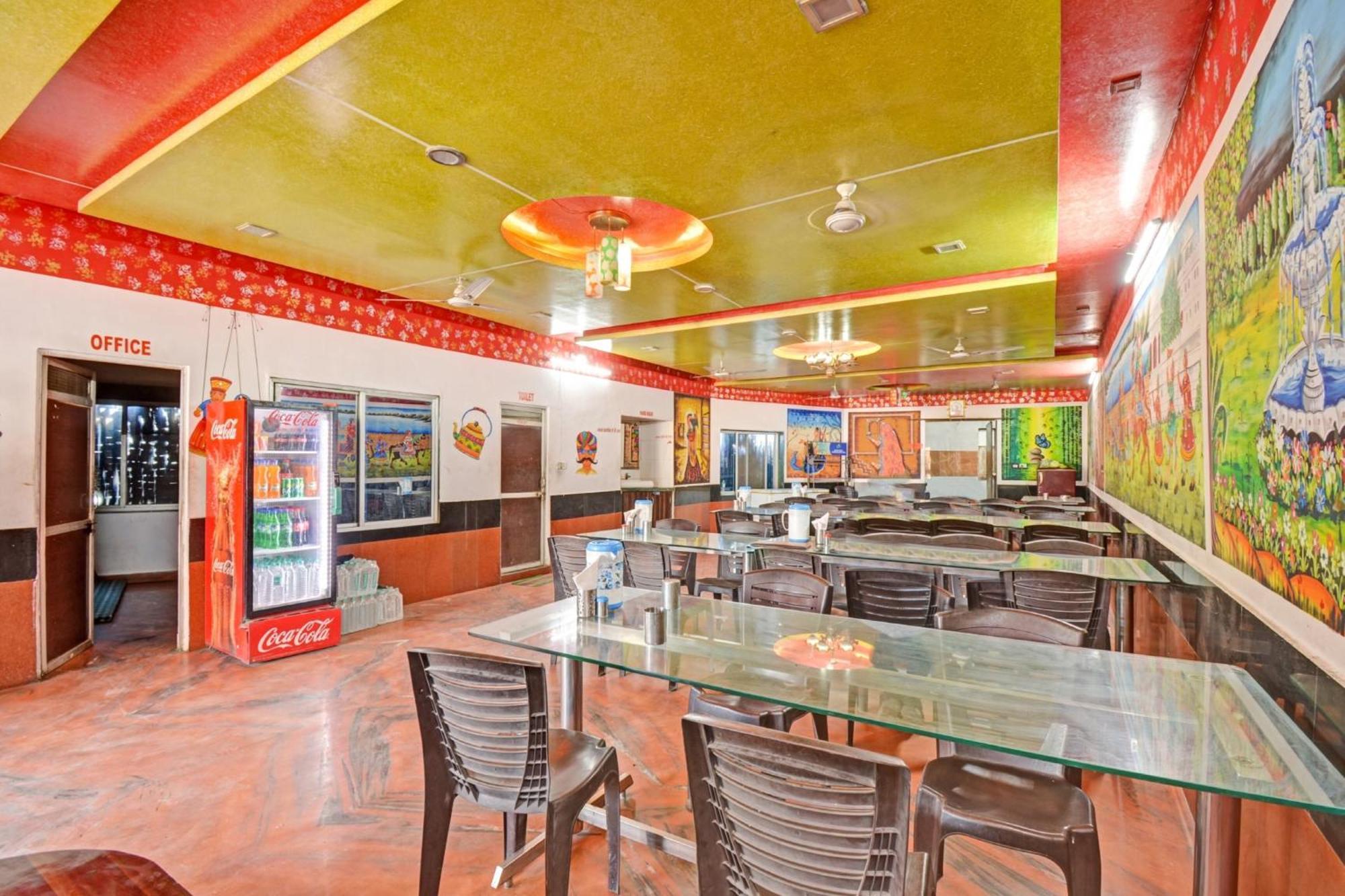 Hotel O Shree Balaji Hotel & Restaurant Bedla エクステリア 写真